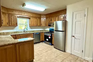 208 Murdock Rd, Bakersville, NC 28705 - Photo 8