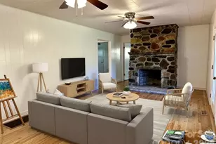 208 Murdock Rd, Bakersville, NC 28705 - Photo 10