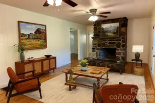 208 Murdock Rd, Bakersville, NC 28705 - Photo 12