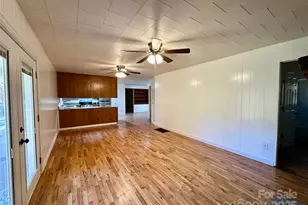 208 Murdock Rd, Bakersville, NC 28705 - Photo 18