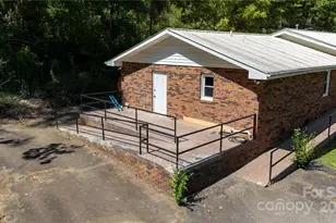 208 Murdock Rd, Bakersville, NC 28705 - Photo 34