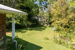 208 Murdock Rd, Bakersville, NC 28705 - Photo 38