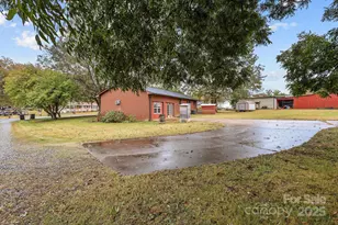 170 Lyerly Dr, Salisbury, NC 28146 - Photo 4