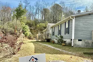 2053 Nancy Mountain Rd, Rosman, NC 28772 - Photo 2