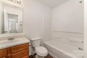 7601 Eben Dr, Charlotte, NC 28269 - Photo 20