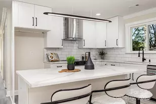 823 Frederick St, Shelby, NC 28150 - Photo 4