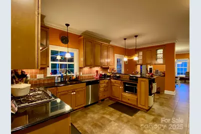 5001 Ardenwoods Drive, Charlotte, NC 28215 - Photo 10