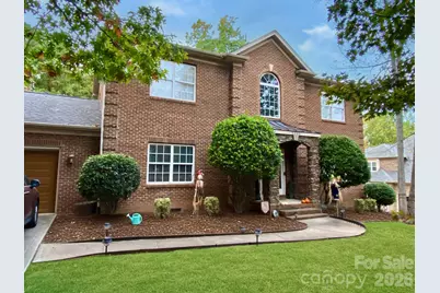 5001 Ardenwoods Drive, Charlotte, NC 28215 - Photo 2