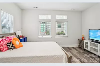 2242 Electric Lane, Charlotte, NC 28205 - Photo 32