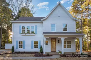 7913 Large Oak Ln, Mint Hill, NC 28227 - Photo 2