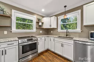 103 Aurora Dr, Asheville, NC 28805 - Photo 12