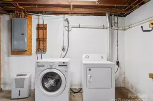 103 Aurora Dr, Asheville, NC 28805 - Photo 28