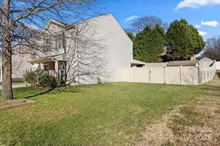 5310 Artesa Ct, Charlotte, NC 28214 - Photo 4