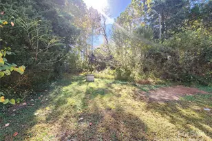 4339 Angel Hill Dr, Newton, NC 28658 - Photo 6