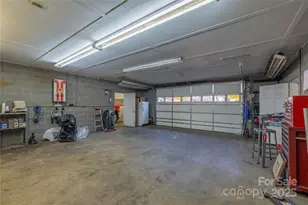 4025 Jenna Ln, Lenoir, NC 28645 - Photo 32