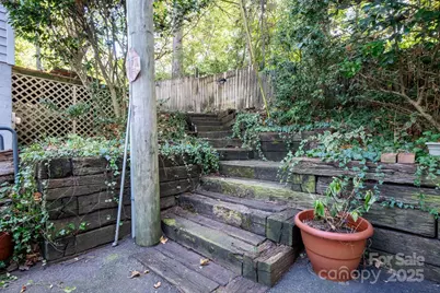 820 Peacehaven Place NW, Lenoir, NC 28645 - Photo 16