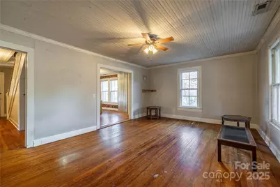 322 7th Street SW, Taylorsville, NC 28681 - Photo 10