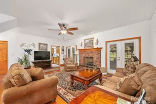 1715 Green Mountain Dr, Burnsville, NC 28714 - Photo 8