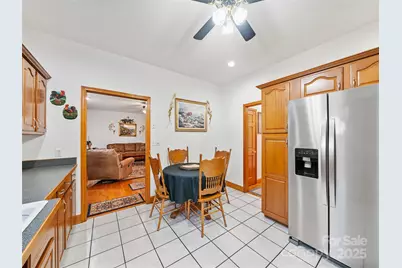 1715 Green Mountain Drive, Burnsville, NC 28714 - Photo 10