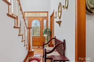 1715 Green Mountain Dr, Burnsville, NC 28714 - Photo 4