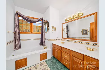 1715 Green Mountain Drive, Burnsville, NC 28714 - Photo 16