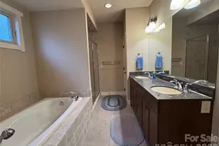 894 Dunroy Dr, Hendersonville, NC 28739 - Photo 28