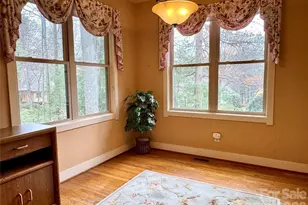 894 Dunroy Dr, Hendersonville, NC 28739 - Photo 26