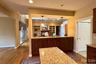 894 Dunroy Dr, Hendersonville, NC 28739 - Photo 14