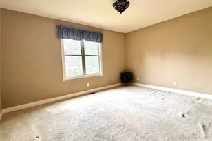 894 Dunroy Dr, Hendersonville, NC 28739 - Photo 30