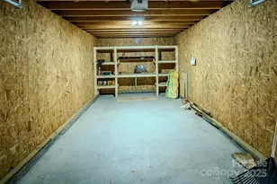 719 Pine Ridge Rd, Beech Mountain, NC 28604 - Photo 38