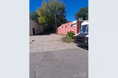 203 N Cherry Street, Gastonia, NC 28052 - Photo 8