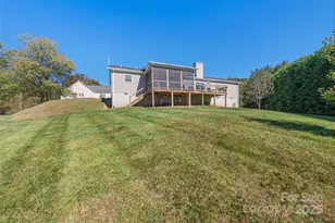 198 Gibson Cove Dr, Franklin, NC 28734 - Photo 4