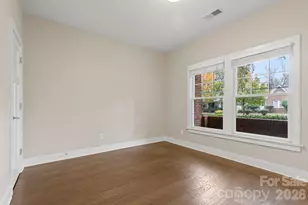 129 Grandin Rd, Charlotte, NC 28208 - Photo 4