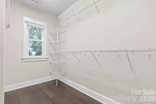 129 Grandin Rd, Charlotte, NC 28208 - Photo 22