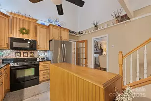 31 Laurel Ridge Dr, Otto, NC 28763 - Photo 34