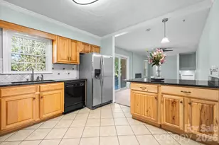 102 Castlegate Dr, Morganton, NC 28655 - Photo 14