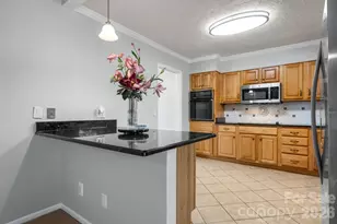 102 Castlegate Dr, Morganton, NC 28655 - Photo 12