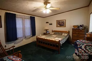 3995 E Nc 10 Hwy, Claremont, NC 28610 - Photo 6