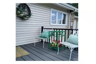 580 Britton Creek Dr, Hendersonville, NC 28791 - Photo 2