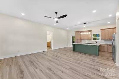 1026 Deer Creek Drive, Lincolnton, NC 28092 - Photo 18