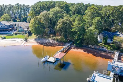 17005 Belle Isle Drive, Cornelius, NC 28031 - Photo 6