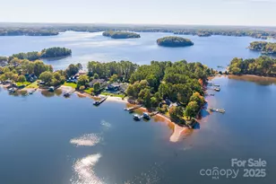 17005 Belle Isle Dr, Cornelius, NC 28031 - Photo 2