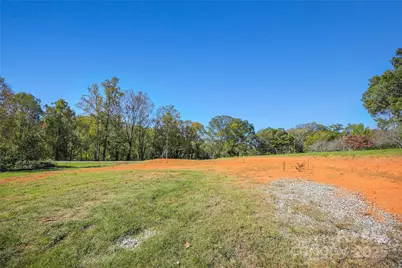 560 11th Avenue Place NW, Hickory, NC 28601 - Photo 10