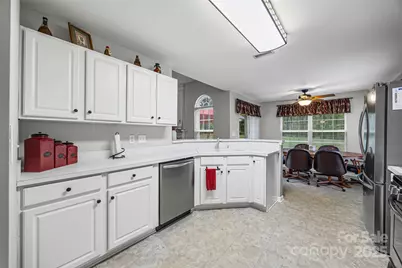 487 Saddlebrook Drive, Rock Hill, SC 29730 - Photo 8