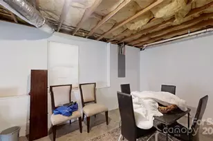 4925 Brookridge Dr NE, Hickory, NC 28601 - Photo 24