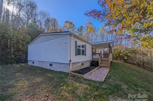 126 Juniper Dr, Burnsville, NC 28714 - Photo 6