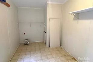 47 Integrity Mountain Rd, Otto, NC 28763 - Photo 16