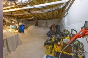 325 Hedgewood Dr, Tuckasegee, NC 28783 - Photo 36