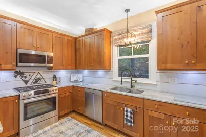 325 Hedgewood Drive, Tuckasegee, NC 28783 - Photo 14