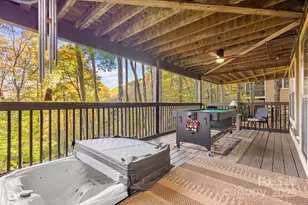 325 Hedgewood Dr, Tuckasegee, NC 28783 - Photo 34